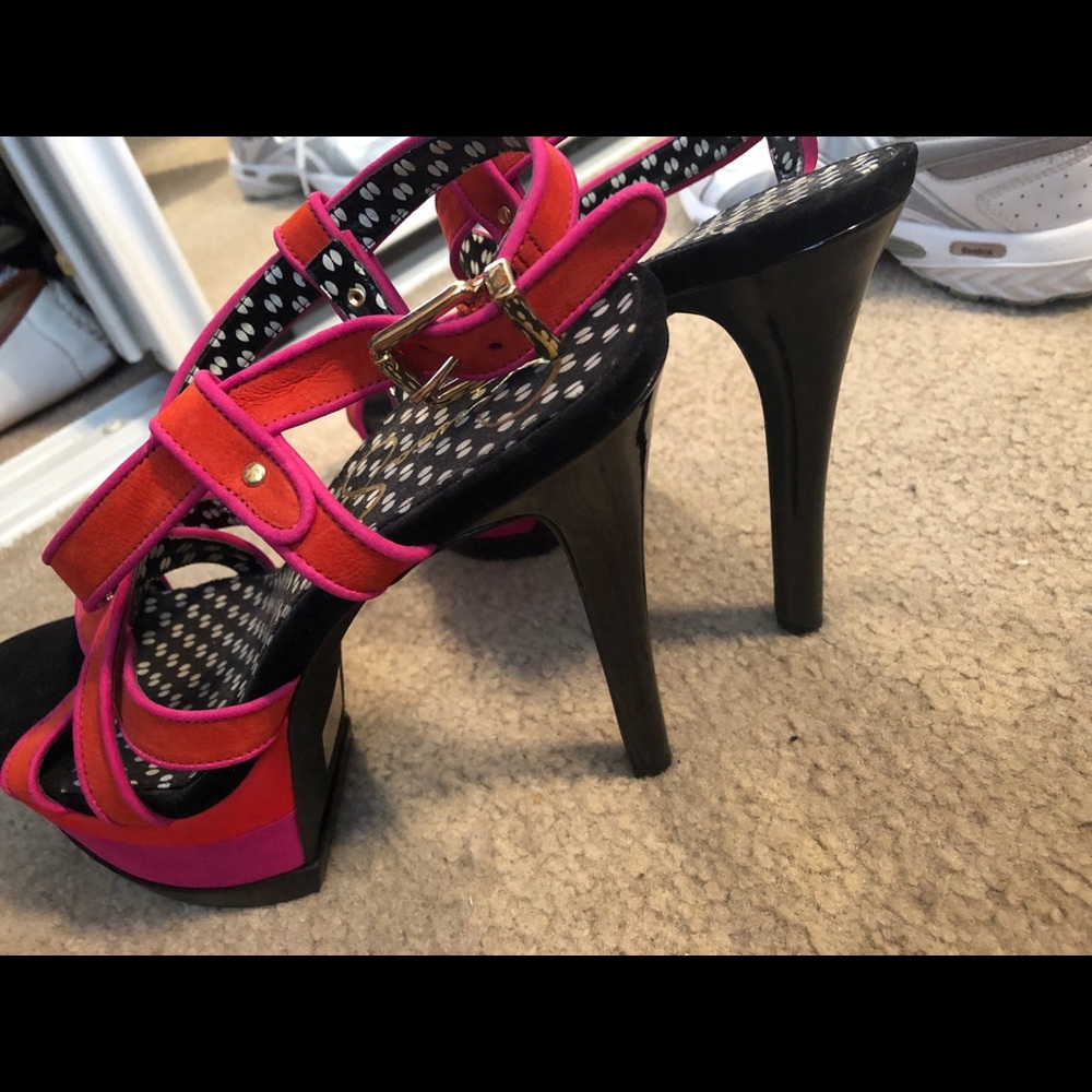 Jessica Simpson high heels